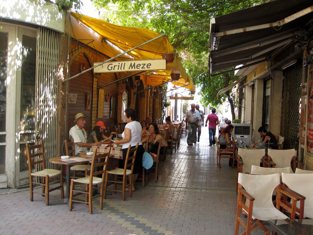 02-Street in Nicosia.jpg - Street in Nicosia